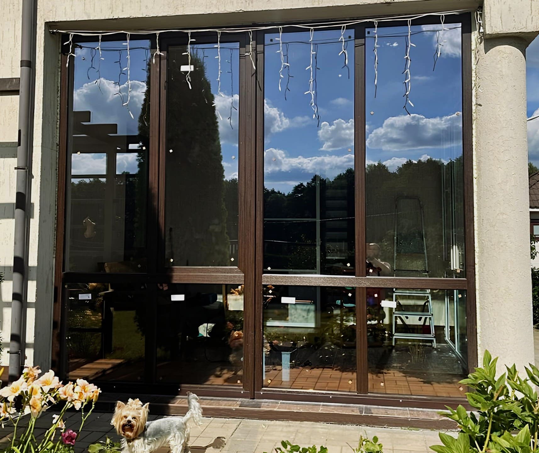 Команда компании Oknakurets на установке окон